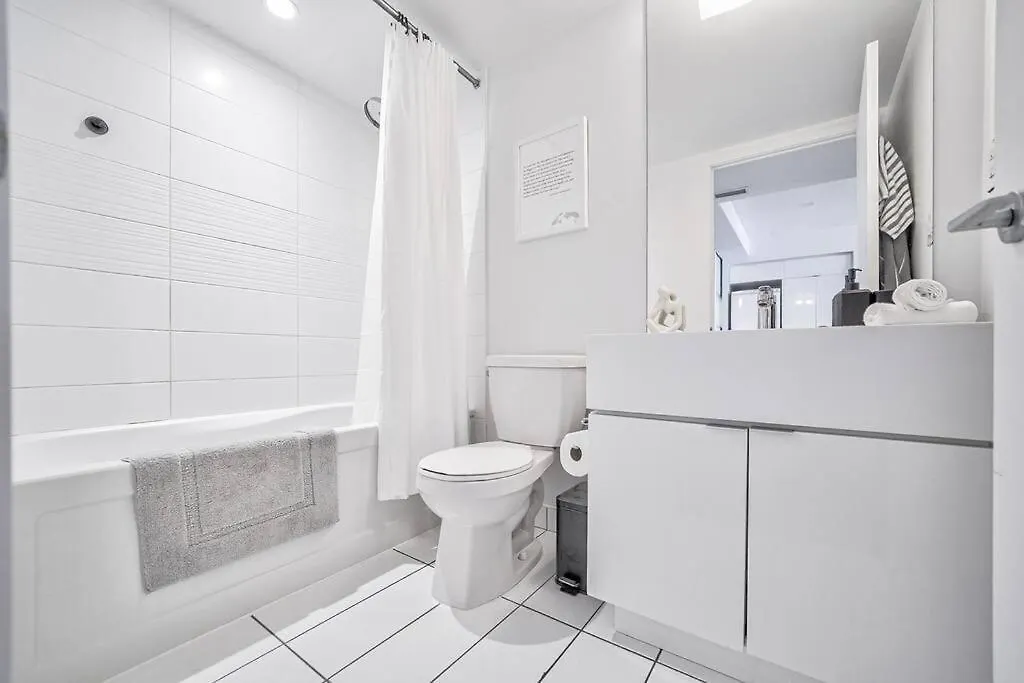 Designer 2Br Downtown Condo, Rogers Center Τορόντο Διαμέρισμα