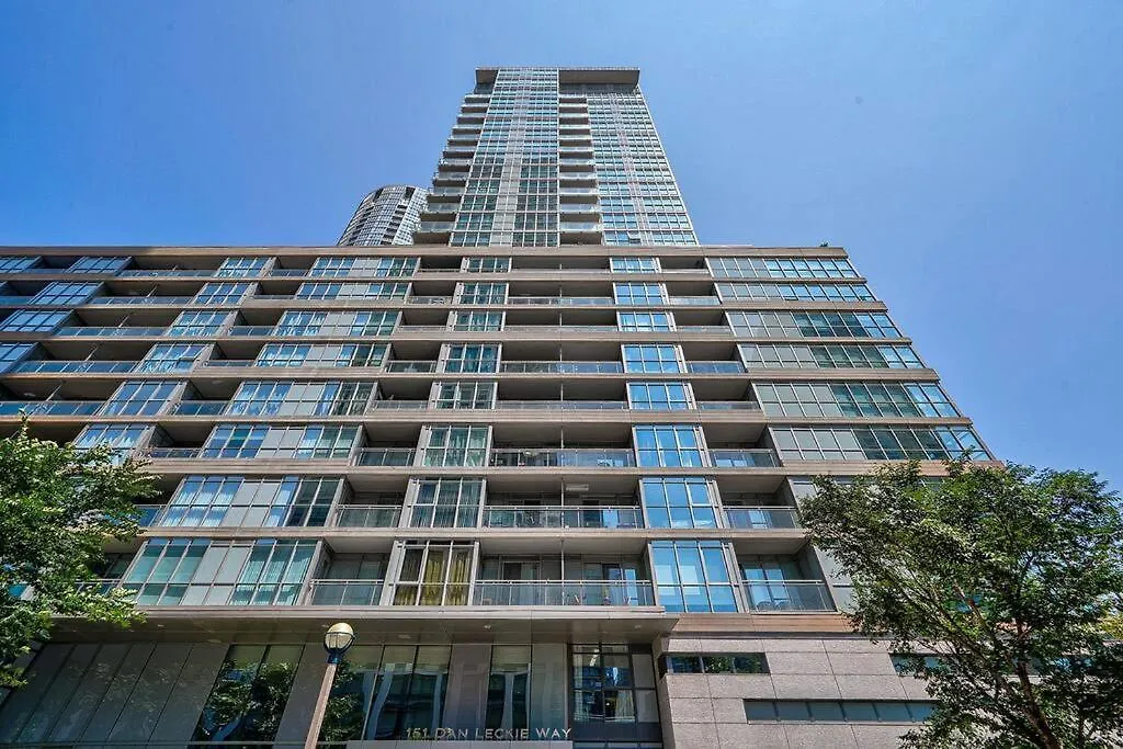 Designer 2Br Downtown Condo, Rogers Center Toronto 0*,  Canada